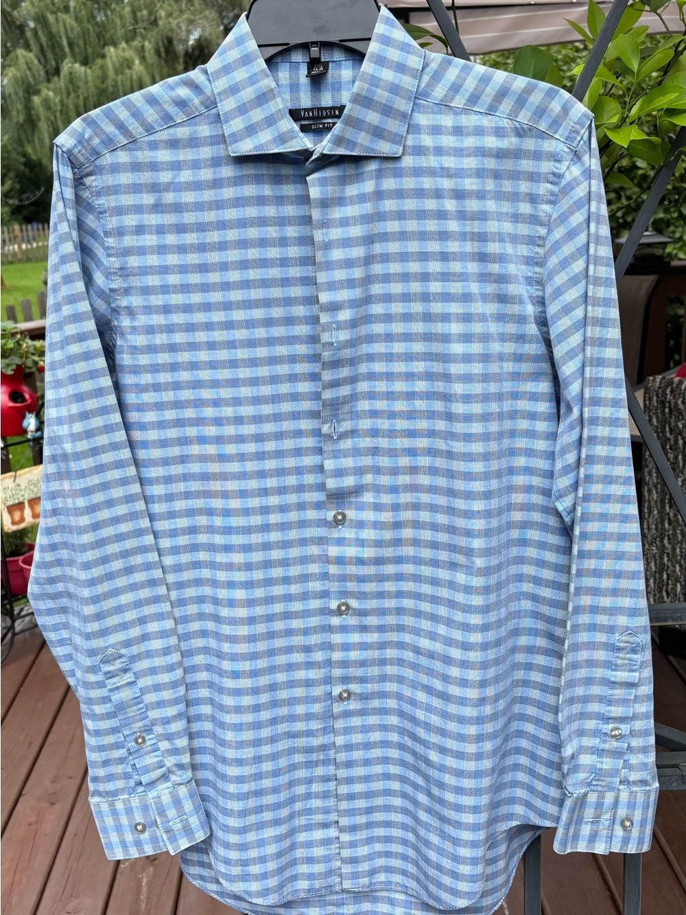 Van Heusen Check “Slim Fit”Dress Shirt